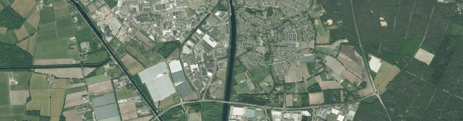 Luchtfoto van Wijk 29 Industriegebied Zuid