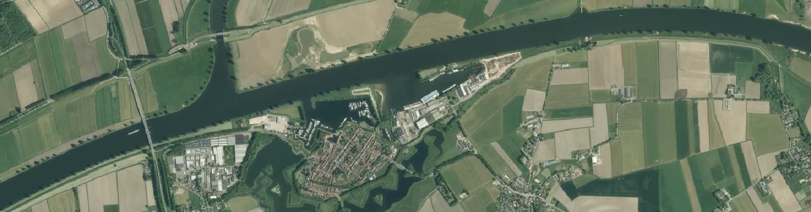 Luchtfoto van Wijk 10 Heusden