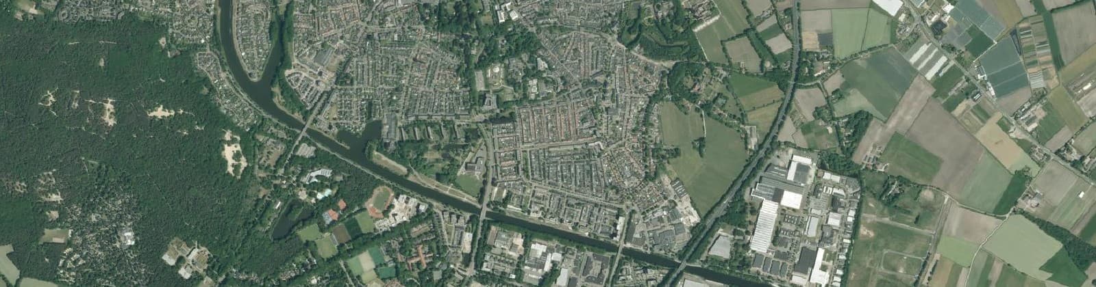 Luchtfoto van Wijk 01 Slotjes