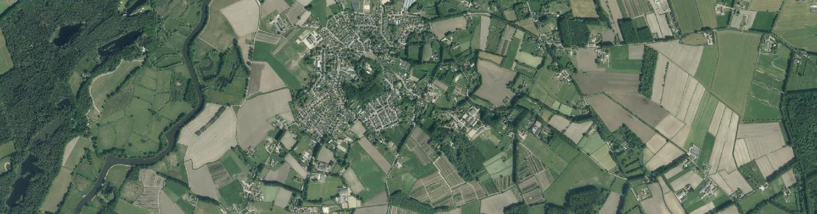 Luchtfoto van Wijk 01 Gemonde