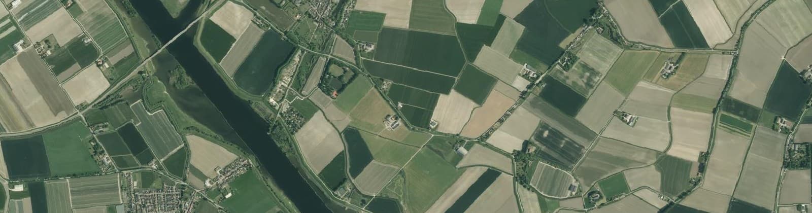 Luchtfoto van Wijk 04 Nieuw-Vossemeer