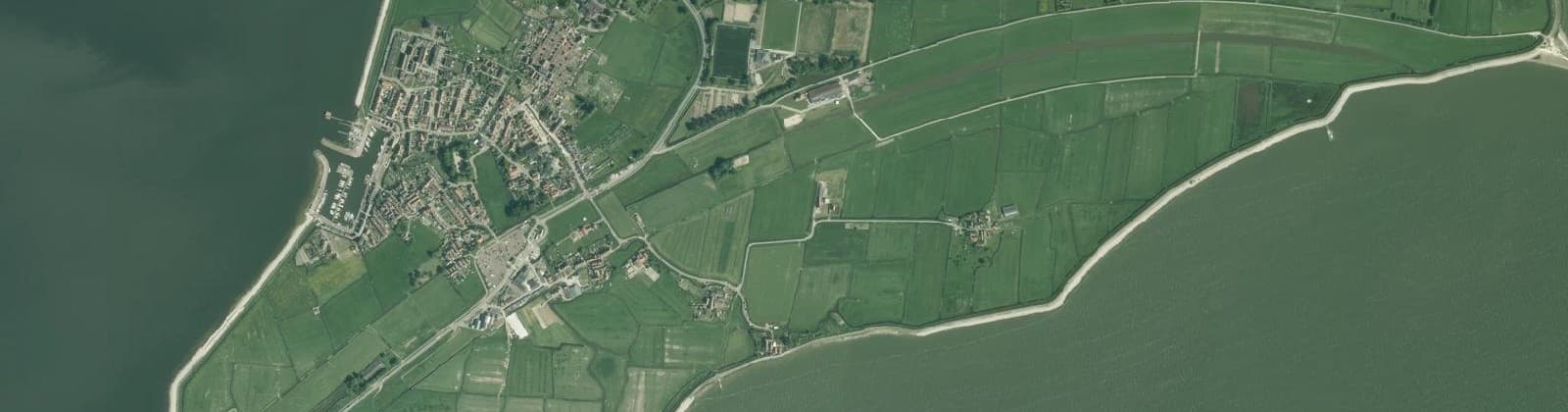 Luchtfoto van Wijk 02 Marken