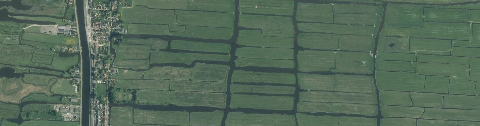Luchtfoto van Wijk 05 Watergang