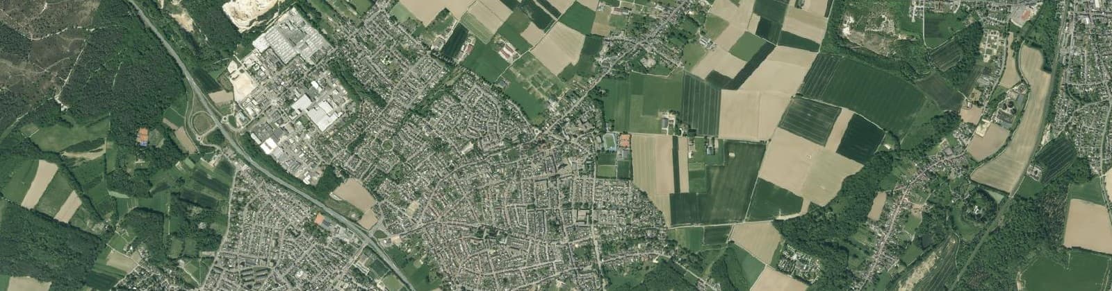 Luchtfoto van Wijk 02 Ubach over Worms