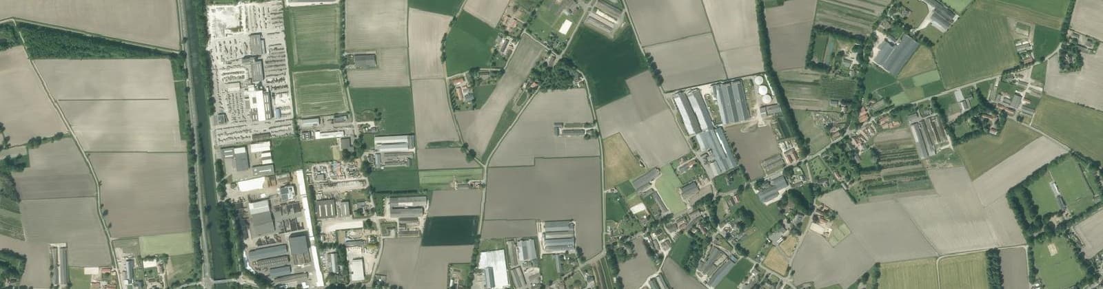 Luchtfoto van Wijk 02 Budschop