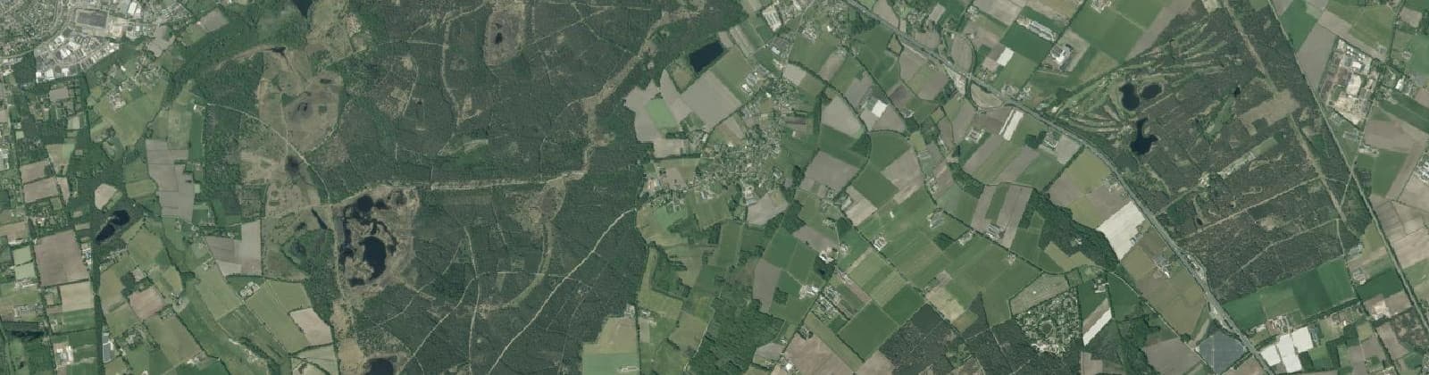 Luchtfoto van Wijk 01 Leende