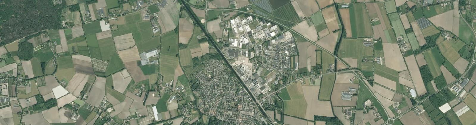 Luchtfoto van Wijk 00 Beek en Donk