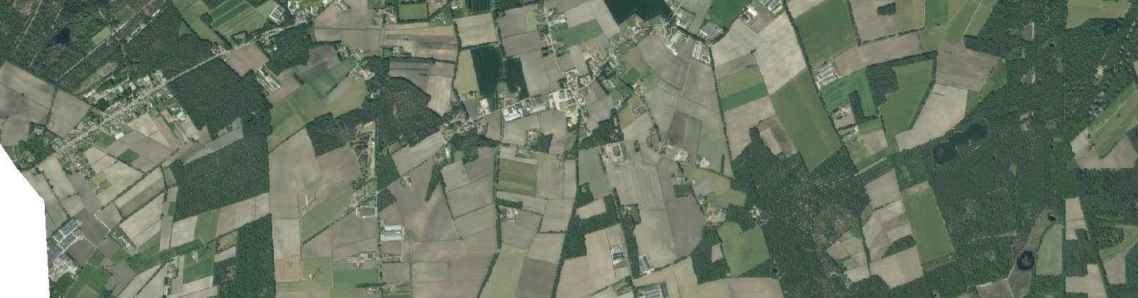 Luchtfoto van Wijk 00 Reusel
