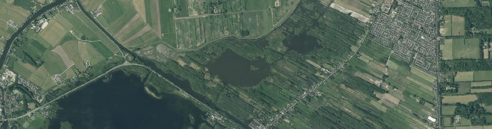 Luchtfoto van Wijk 01 Kortenhoef