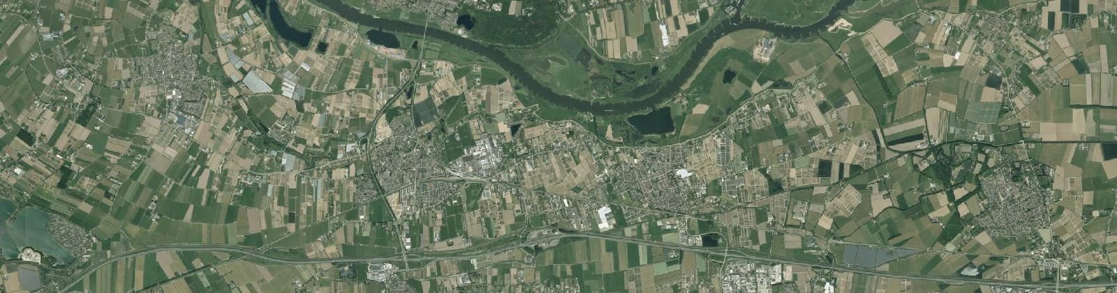 Luchtfoto van Wijk 00 Kesteren