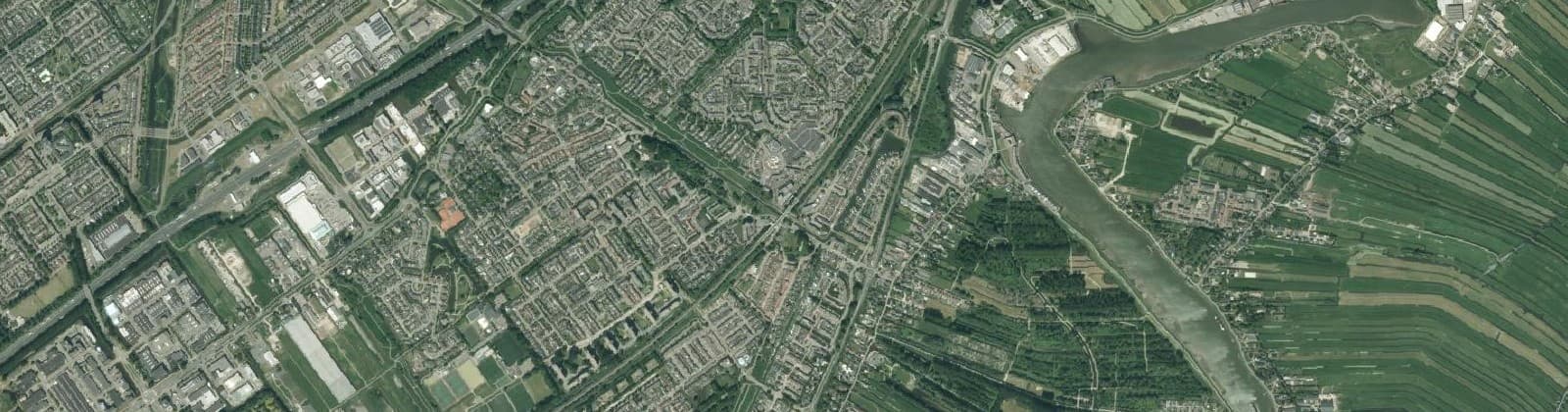 Luchtfoto van Nieuwerkerk aan den IJssel wijk 04