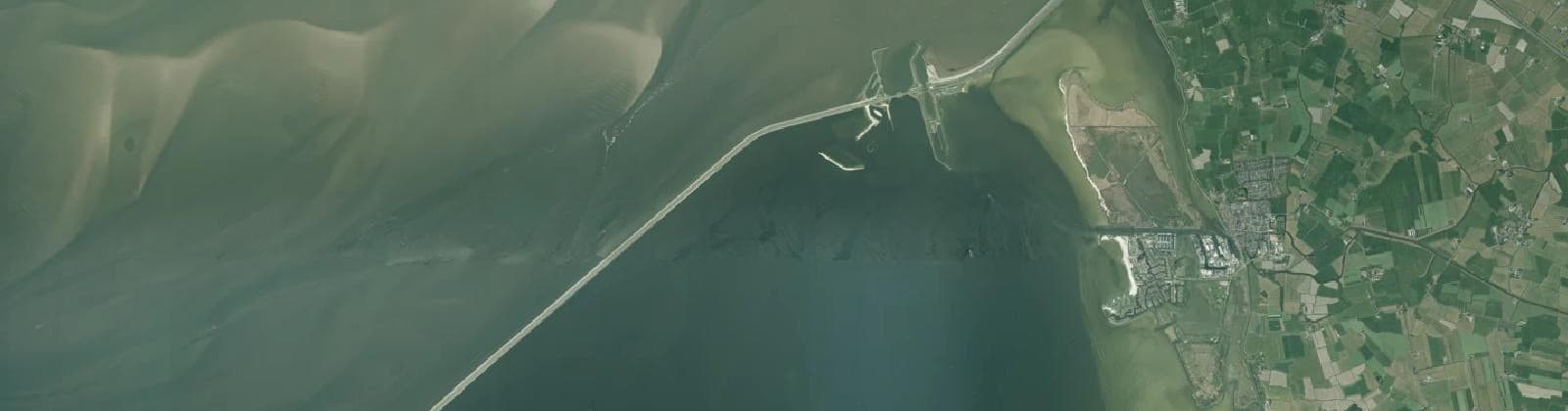 Luchtfoto van Wijk 15 Weidestreek West