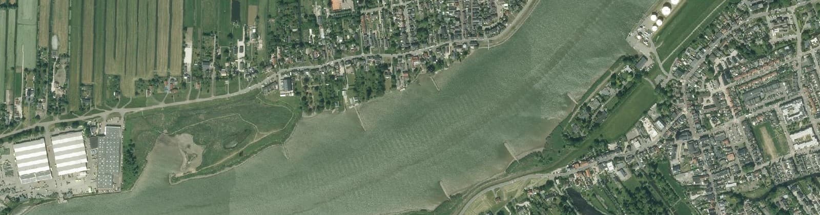 Luchtfoto van Wijk 06 Ammerstol