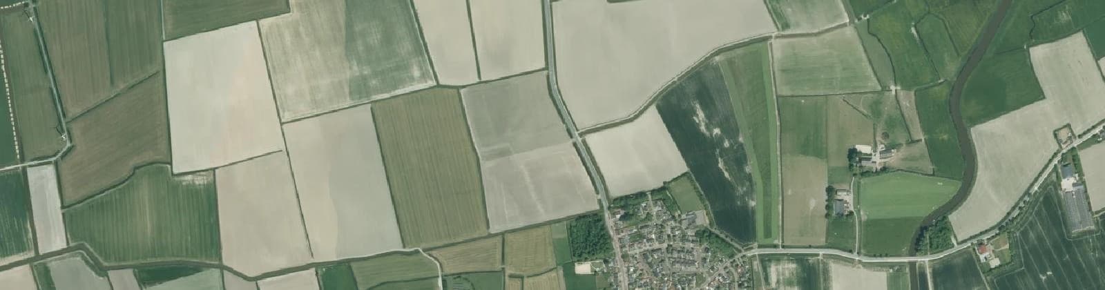 Luchtfoto van Dongjum