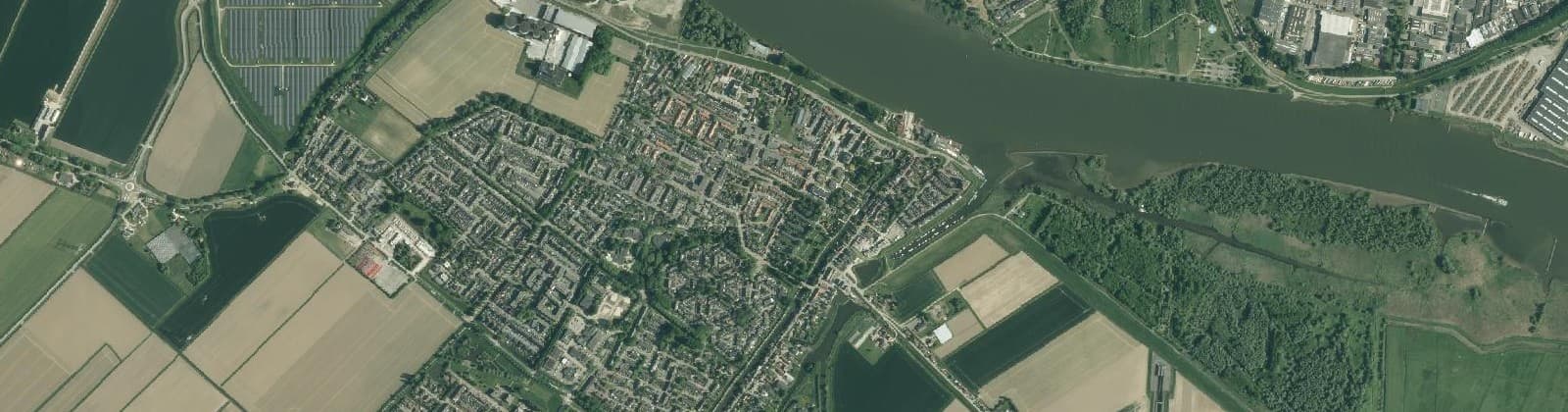 Luchtfoto van Wijk 04 Puttershoek