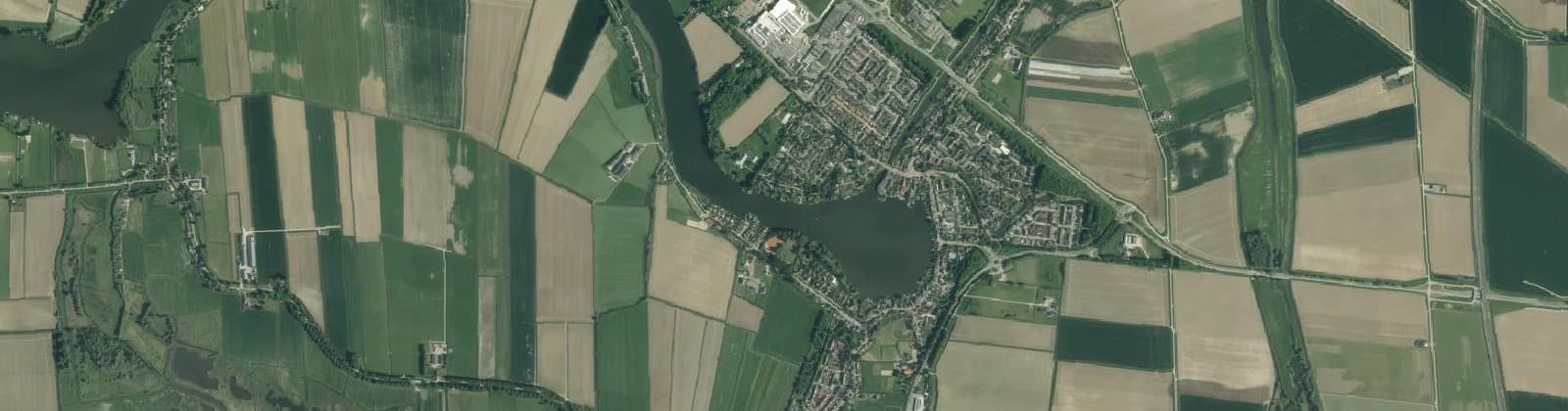 Luchtfoto van Wijk 05 Maasdam
