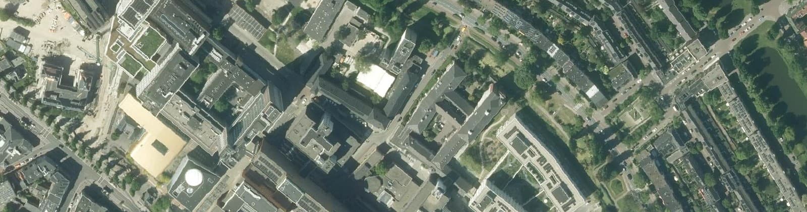 Luchtfoto van UMCG