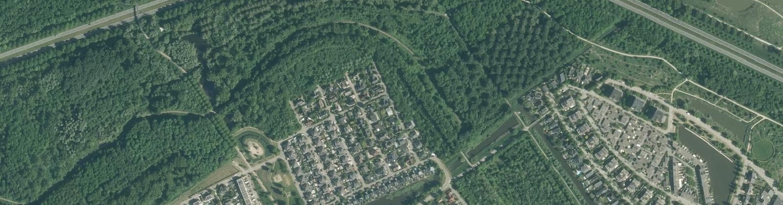 Luchtfoto van Oostrandpark Oost