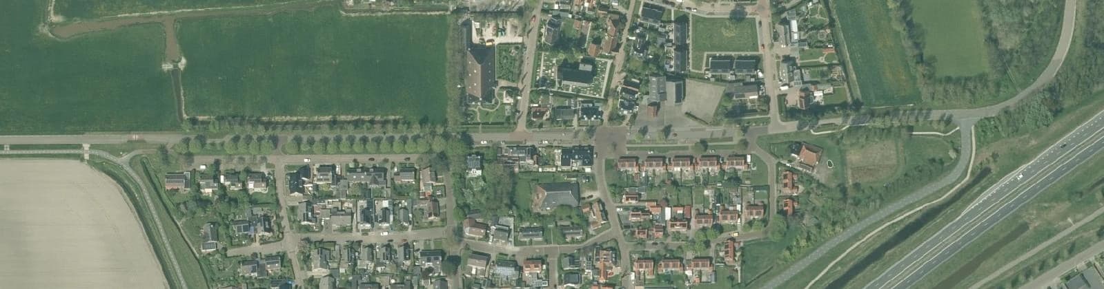 Luchtfoto van Midlum