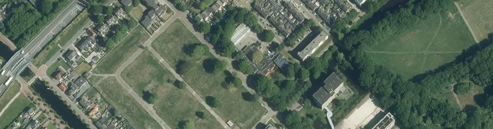 Luchtfoto van De Lariks West