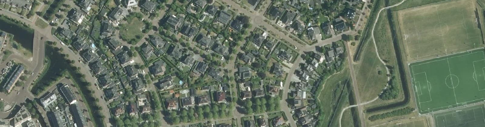 Luchtfoto van Kloosterlanen