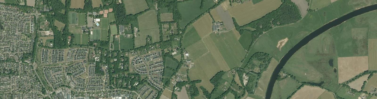 Luchtfoto van Verspreide huizen Welsum-Gerner