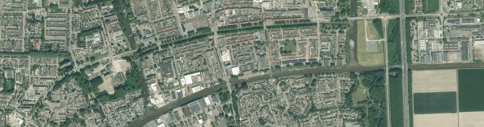 Luchtfoto van Emmeloord-Centrum-Tussen Gracht en Vaart
