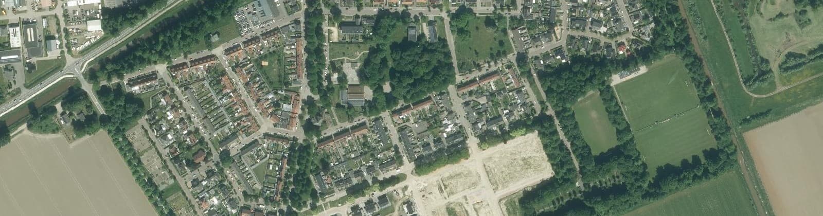 Luchtfoto van Kraggenburg-woonkern