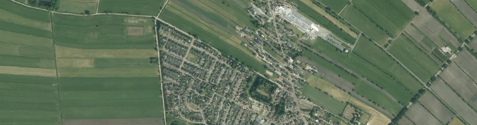 Luchtfoto van Rouveen kern
