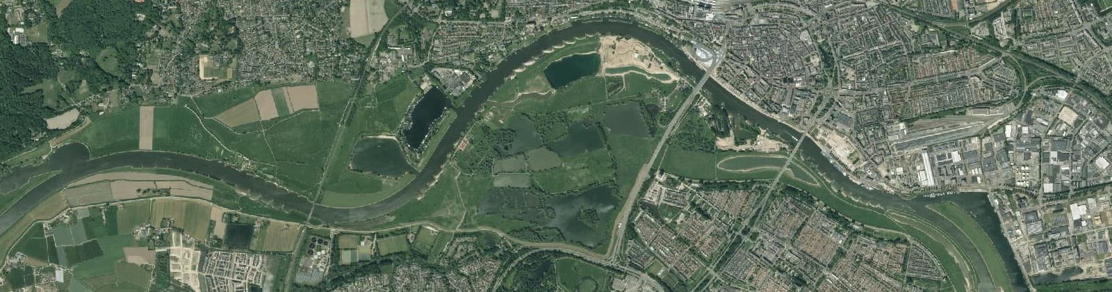 Luchtfoto van Meinerswijk/De Praets
