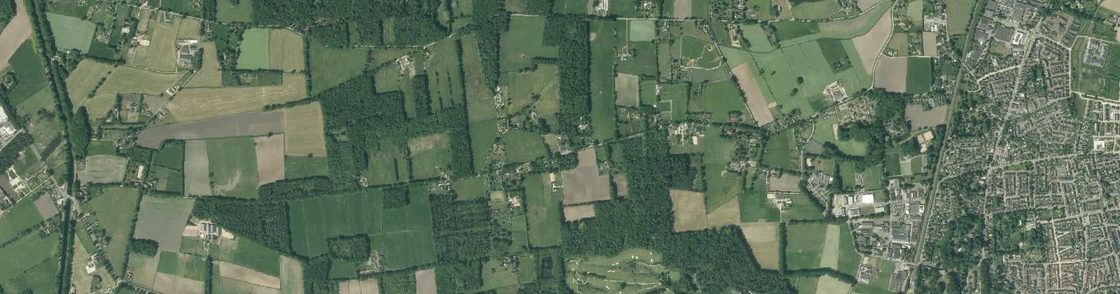 Luchtfoto van (Rhienderense) Broek