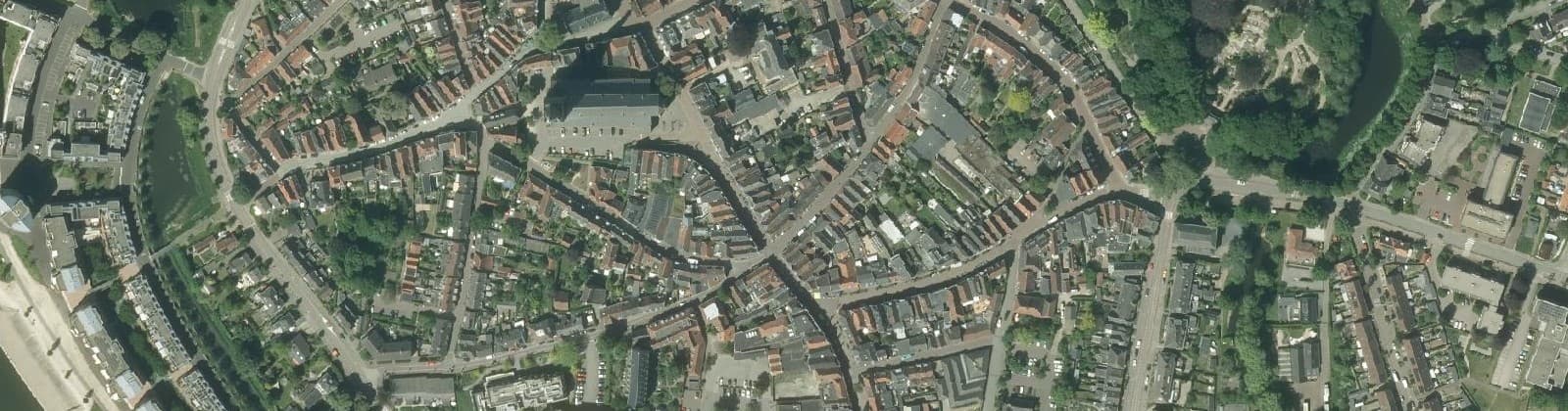 Luchtfoto van De oude Stad binnen de gracht