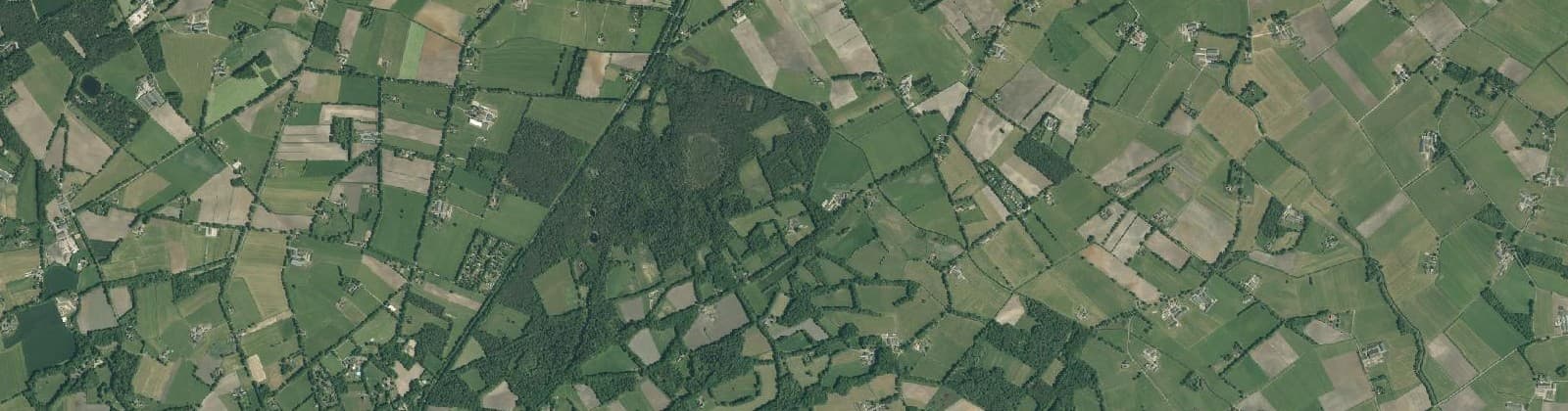 Luchtfoto van Verspreide huizen Verwolde