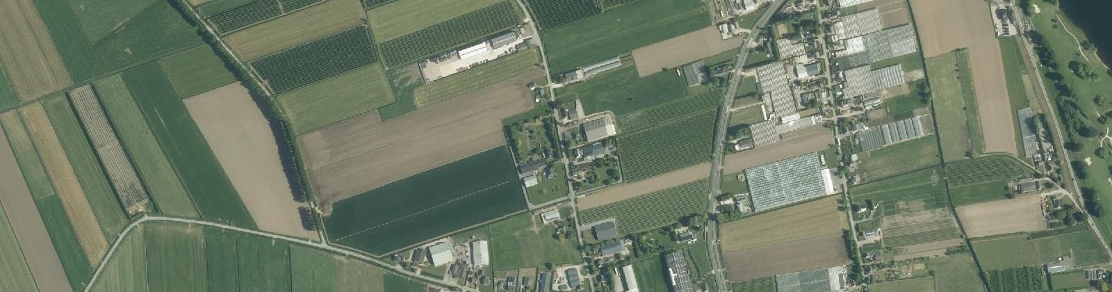 Luchtfoto van Verspreide huizen Noord Beemden