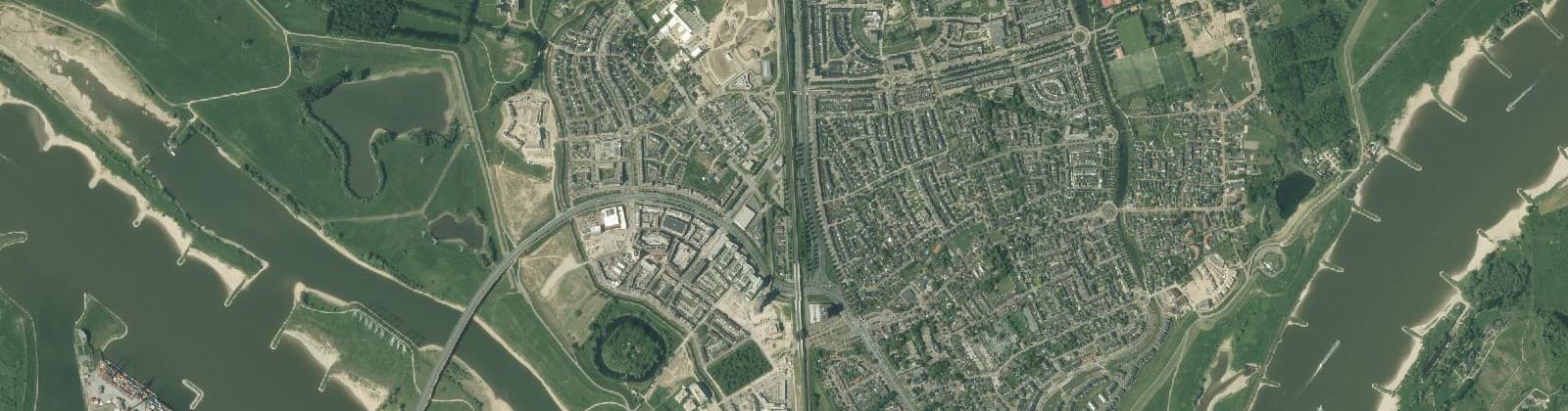 Luchtfoto van Lent