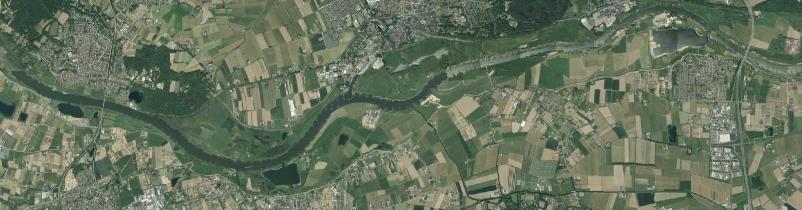 Luchtfoto van Uiterwaarden
