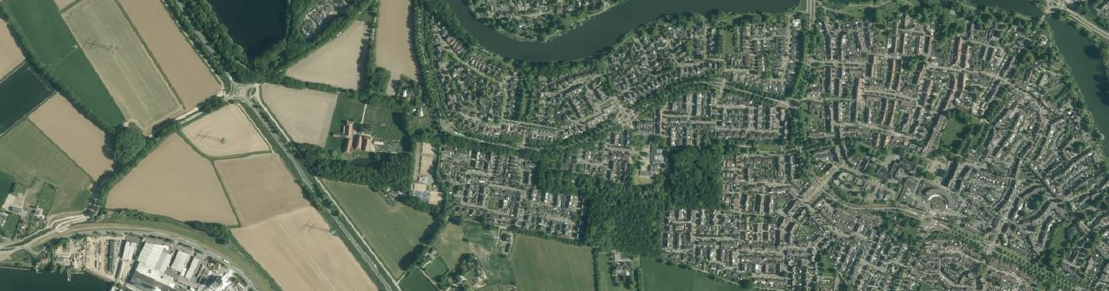 Luchtfoto van Verspreide huizen Vormer