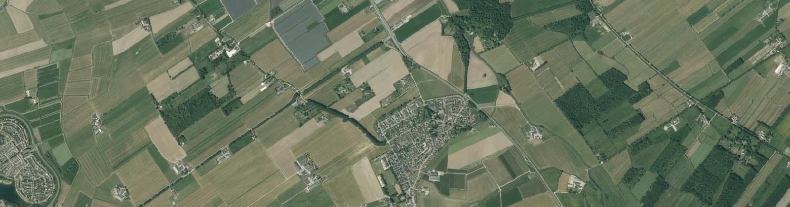 Luchtfoto van Verspreide huizen van Werkhoven
