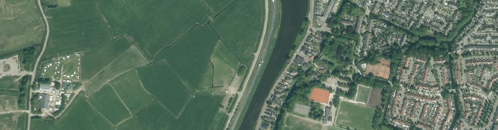 Luchtfoto van Koedijk en De Weijdt