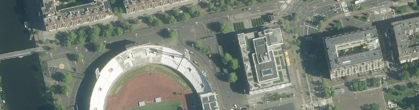 Luchtfoto van Olympisch Stadion e.o.