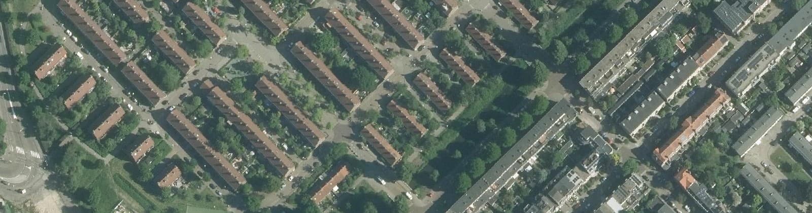Luchtfoto van Tuindorp Amstelstation