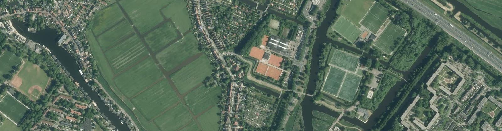 Luchtfoto van Kadoelen