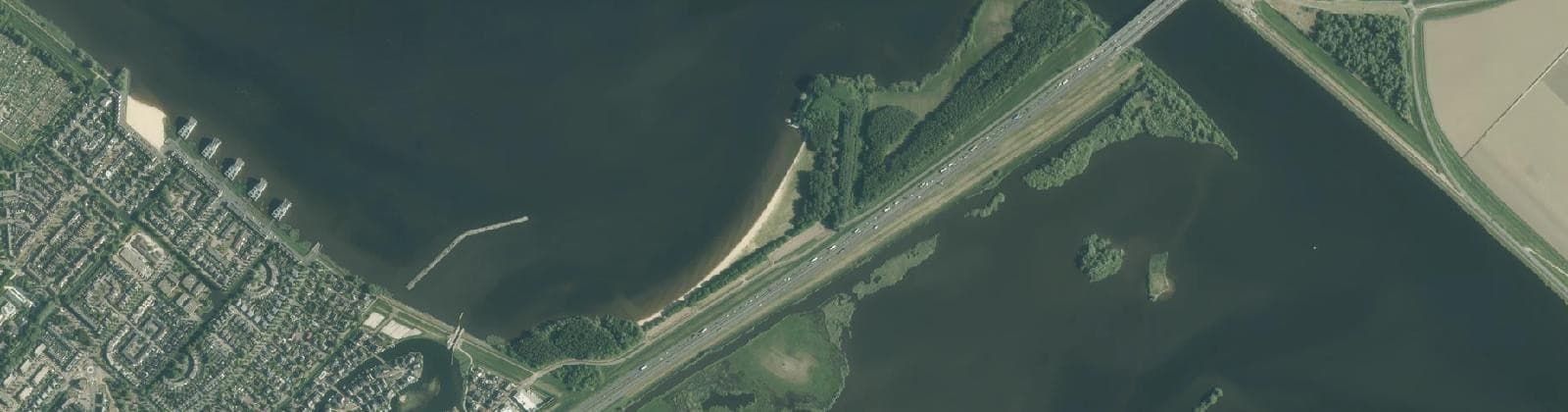 Luchtfoto van Stichtsebrug