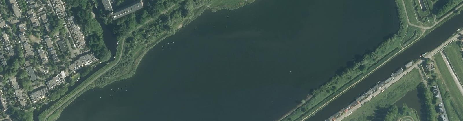 Luchtfoto van Meerwijkplas