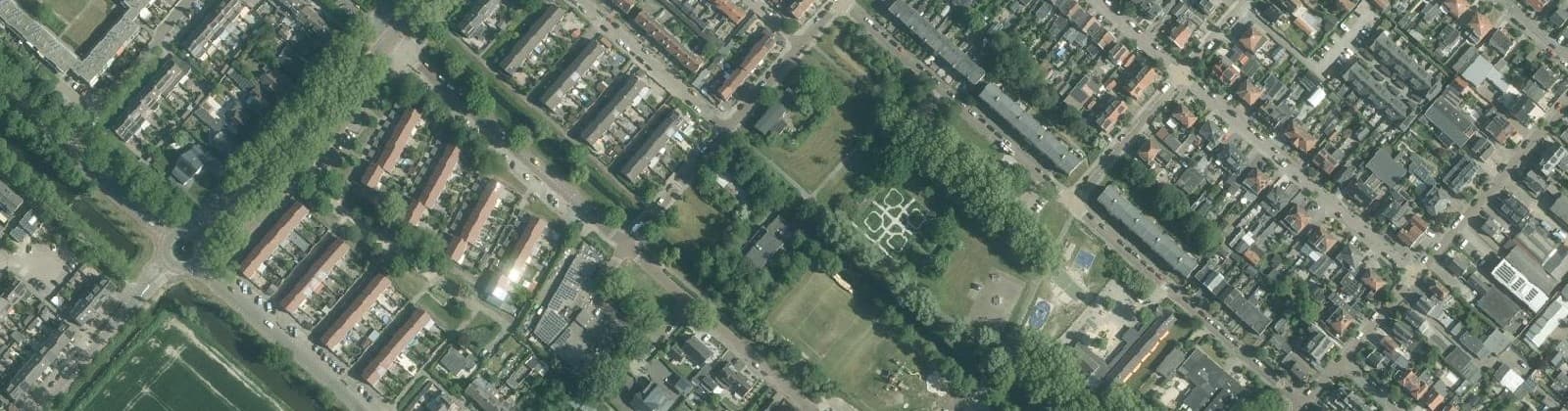 Luchtfoto van Zwanenburg Zuidwest