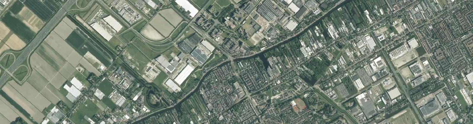 Luchtfoto van Aalsmeerderbrug