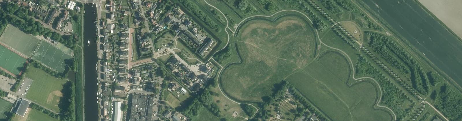 Luchtfoto van Zwaanshoek