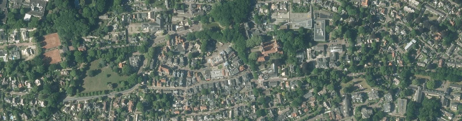 Luchtfoto van Laren-Centrum