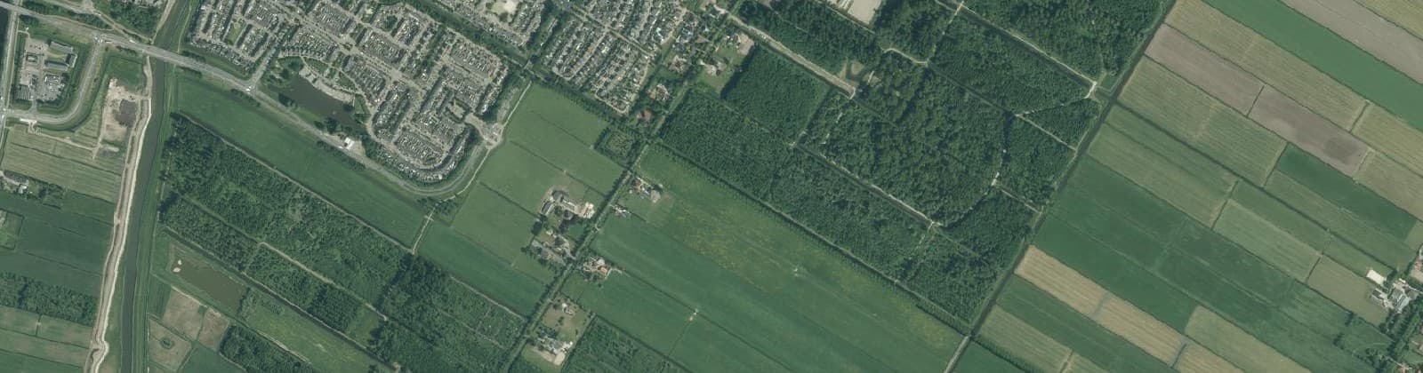 Luchtfoto van Purmerbos en verspreide bebouwing