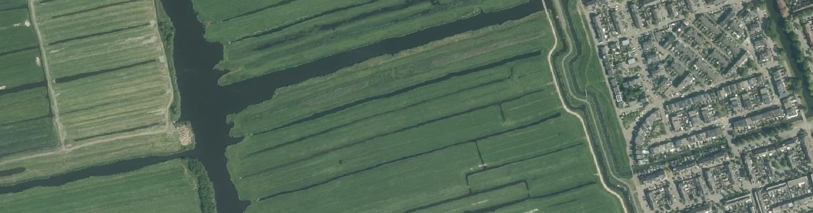 Luchtfoto van Westzijderveld Midden